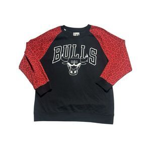 Vintage NBA Chicago Bulls Size XXL Womens Leopard Print Sleeve Sweatshirt UV14-1